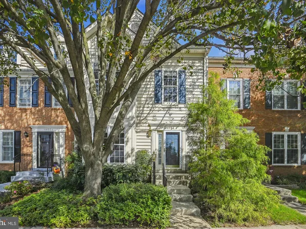 44036 Kings Arms Sq, Ashburn, VA 20147