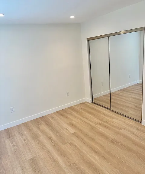 6821 Elgin St — Photo 12