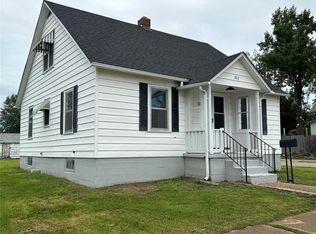 311 Apple Ave, Owensville, MO 65066