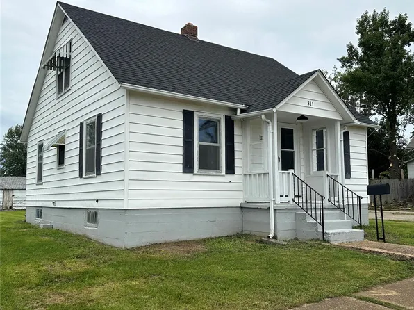 311 Apple Ave, Owensville, MO 65066