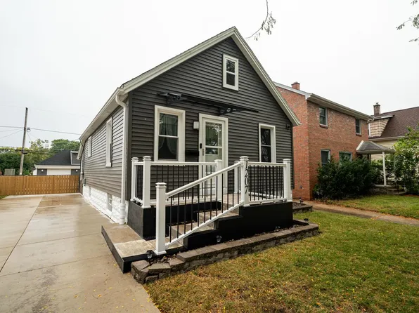 1207 South 91st STREET, West Allis, WI 53214