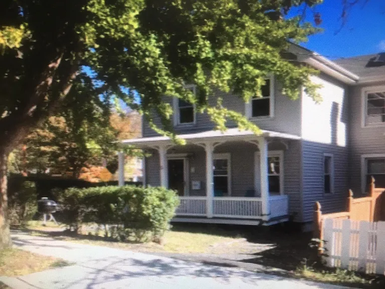 N Midland Ave — Photo 1