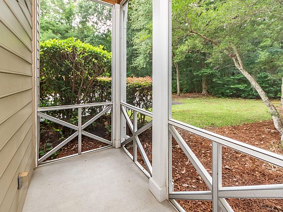 5th image of 2211 Egret Crest Ln