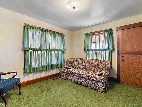 5th image of 6779 Easton St