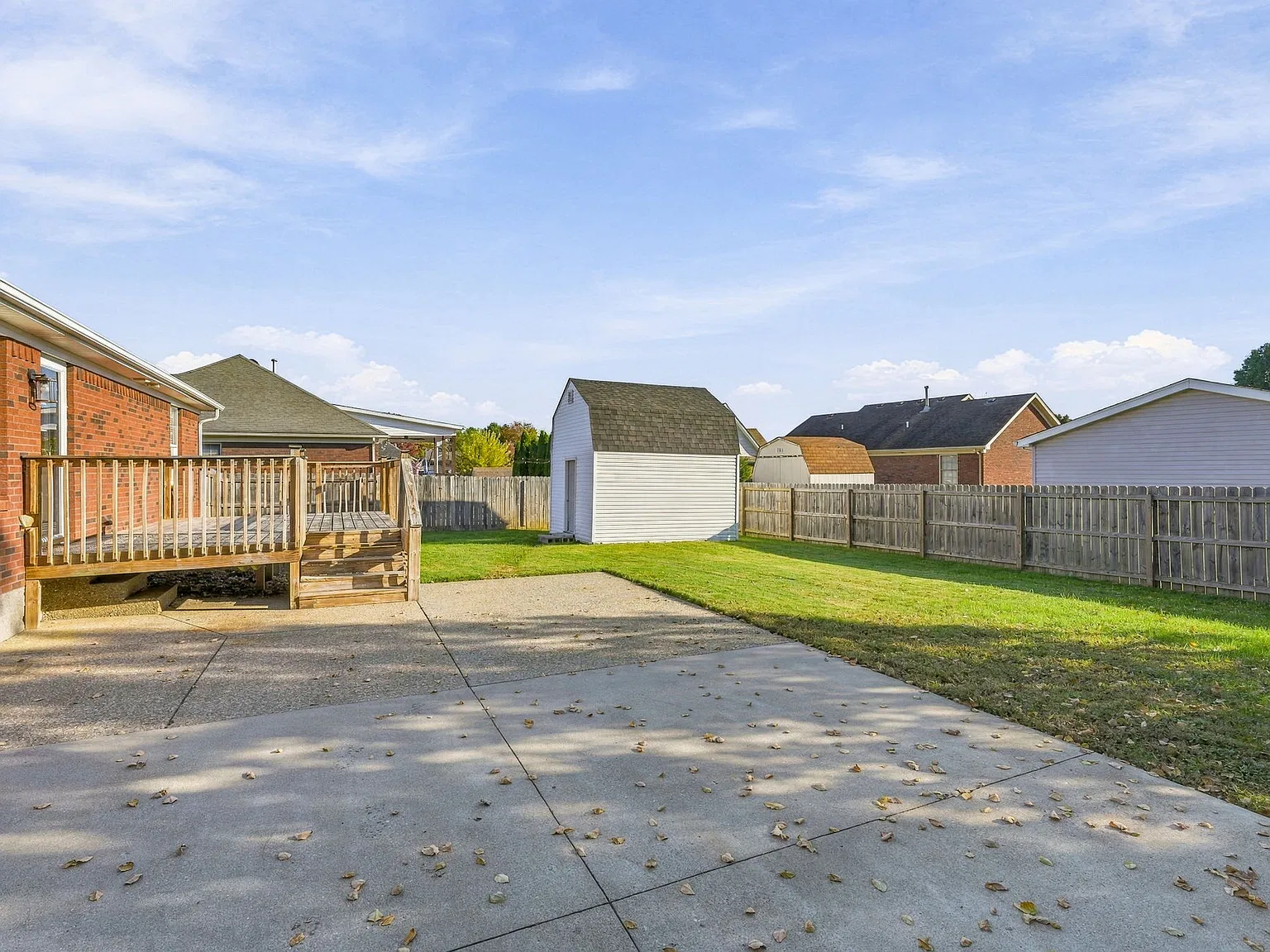 3 bed, 1214 sqft, $1,995 — Photo 2