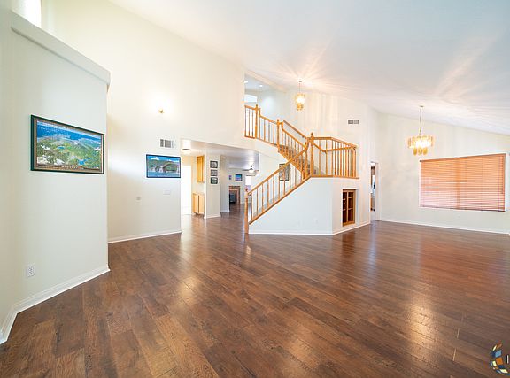 3rd image of 603 Wisteria Ct