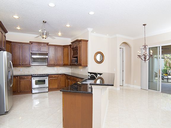 2nd image of 12051 Cypress Landing Ave