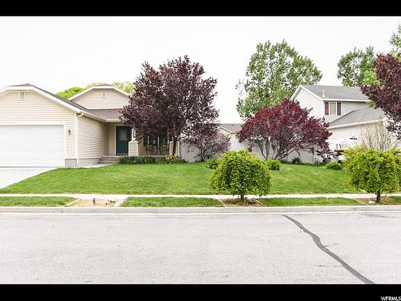 5th image of 5731 N Fermin Ln