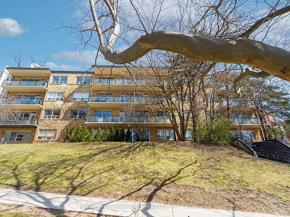 159 Russell Hill Rd #403