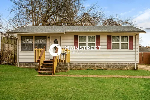 5002 Seville Dr Photo 1