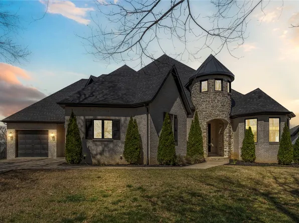 3364 Sagely Ln, Springdale, AR 72764