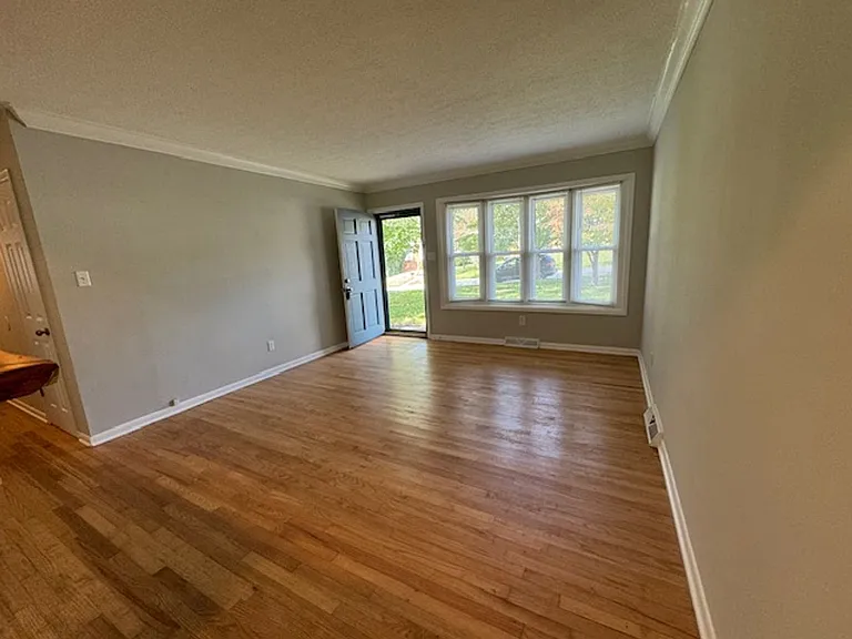 13 Oak Leaf Ln — Photo 4