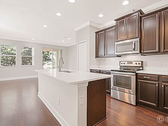 5th image of 5611 Tranquil Pond Pl