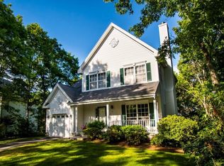 17 Farrington St, Foxboro, MA 02035