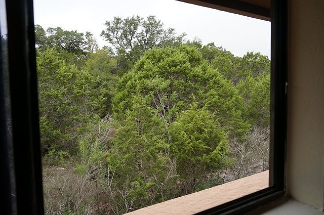 1st image of 7305 Oak Meadow Dr APT B