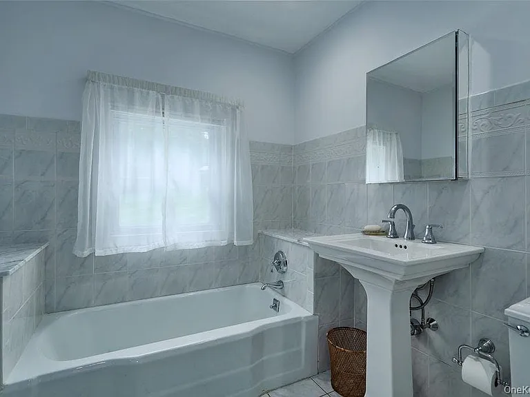 116 School House Ln — Photo 24