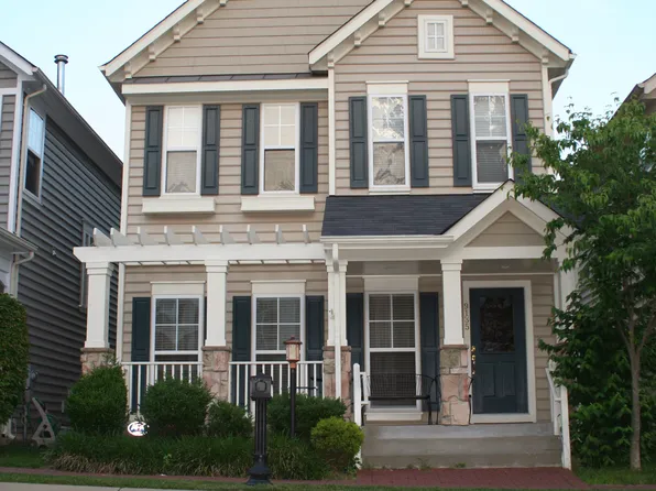 9135 Stonegarden Dr, Lorton, VA 22079