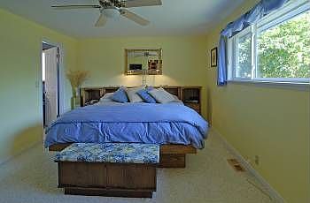 4th image of 11655 SE 50th Pl