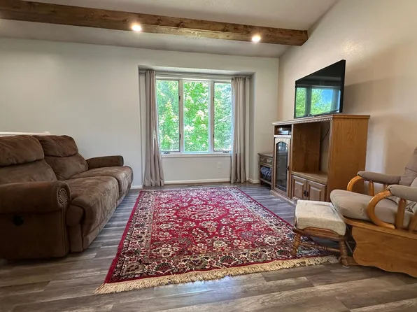 260 Balsam Dr, Foley, MN 56329