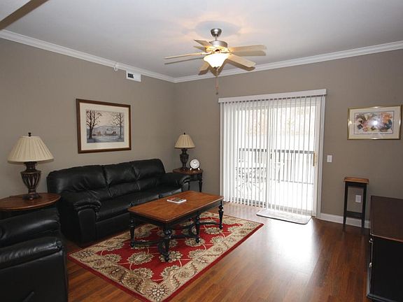 3rd image of 4100 W Worley St #2