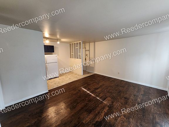 3rd image of 6150 Harrison Ave APT 1