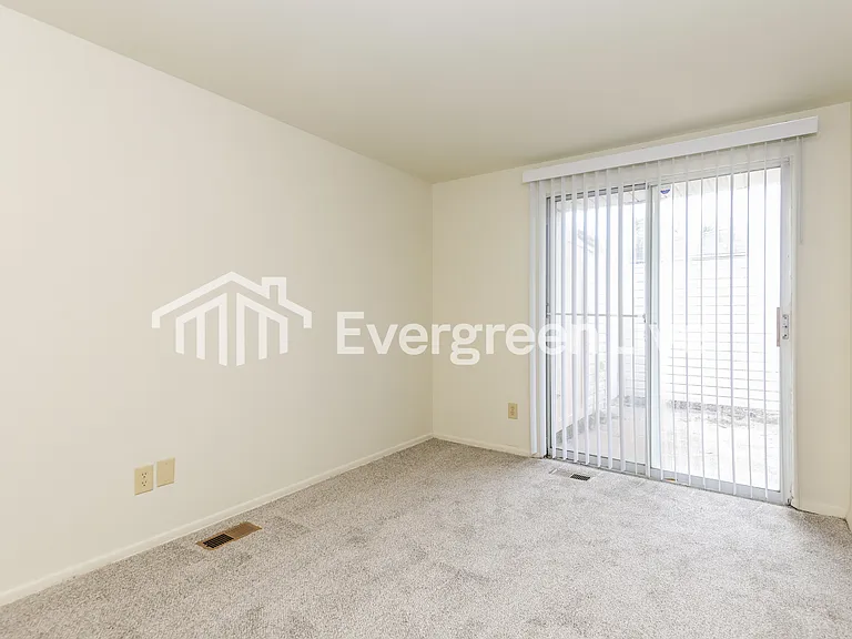 5606 Troy Villa Blvd — Photo 10