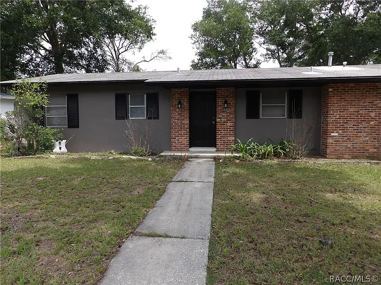 2085 W Argus Pl — Photo 2