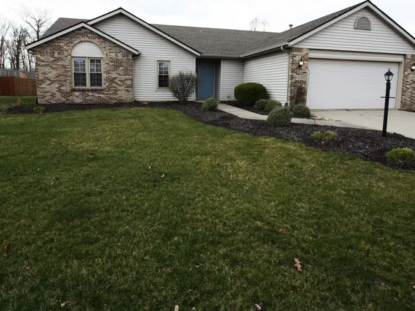 8915 Hickory Glen Trl, Fort Wayne, IN 46825