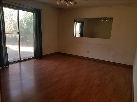 4th image of 508 Leslie Dr
