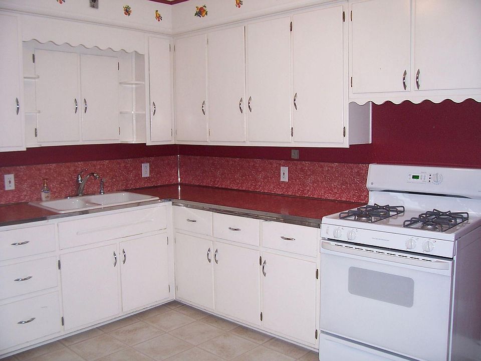 1st image of 2203 S 14th St