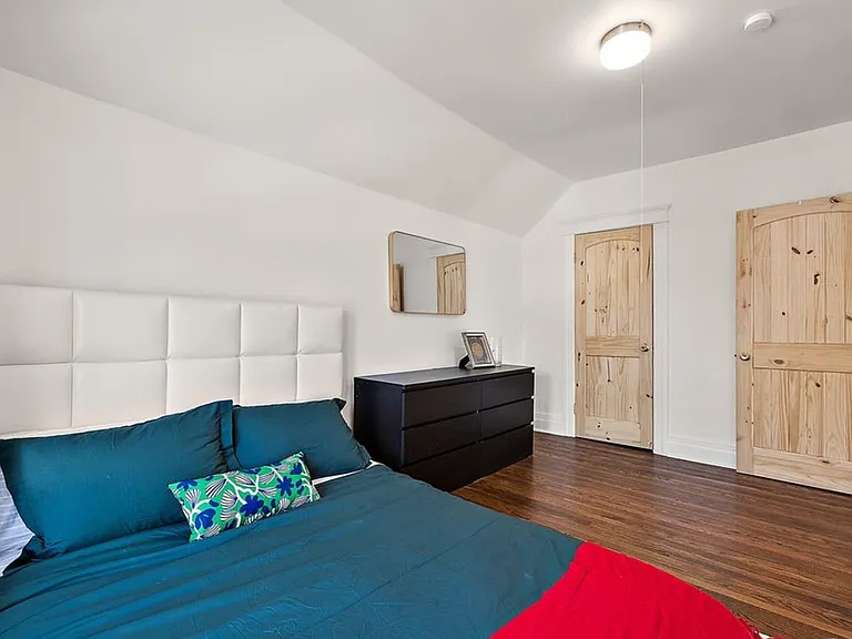 5008 Iroquois St — Photo 14