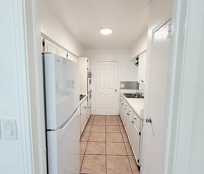 1252 Eldridge St — Photo 17
