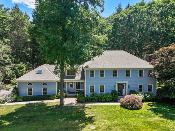 105 Green St, Canton, MA 02021