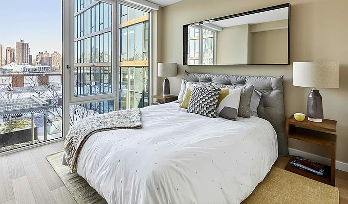 Rented by The Durst Organization | media 12