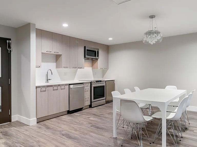 4690 Hawk Ln #220 — Photo 29