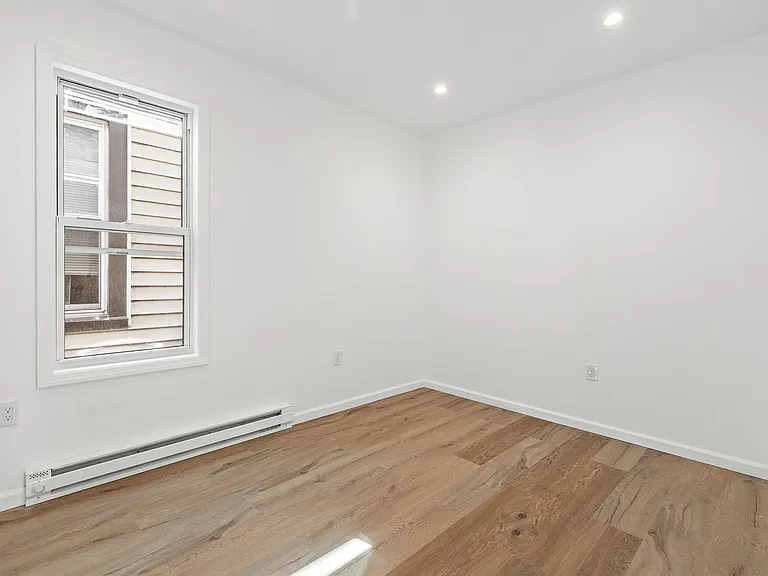 20 Delaware Ave #2 — Photo 7