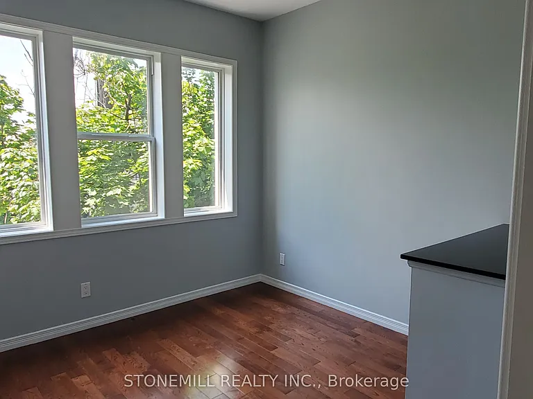 148 Ottawa St N #2 — Photo 13