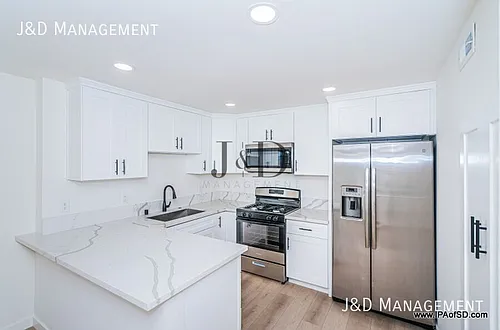 1218 W Spruce St #B Photo 1