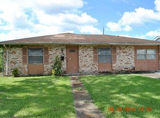 377 Capitol Dr, Westwego, LA 70094