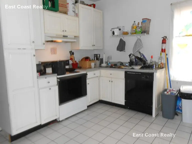 26 Haskell St #2 — Photo 4