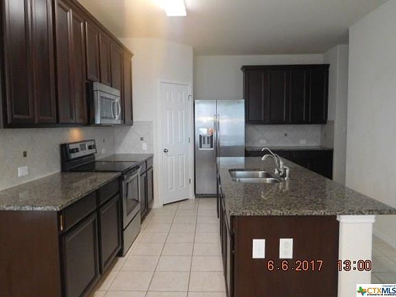 3rd image of 3416 Rusack Dr
