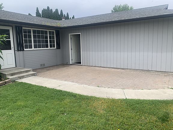 3rd image of 5450 Fern Loop