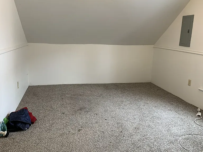 40 Hubbard Ave #3 — Photo 2