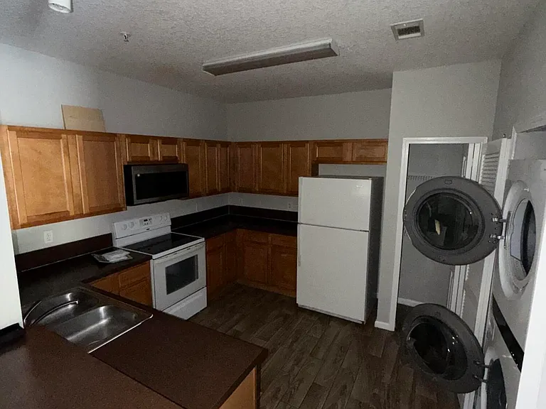 3631 Kirkpatrick Cir #2 — Photo 9