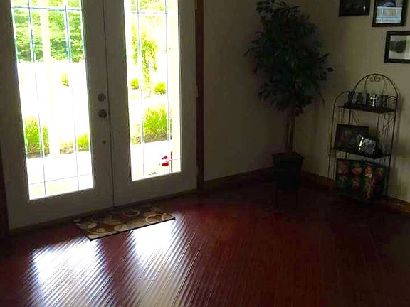 french doors to front porch 