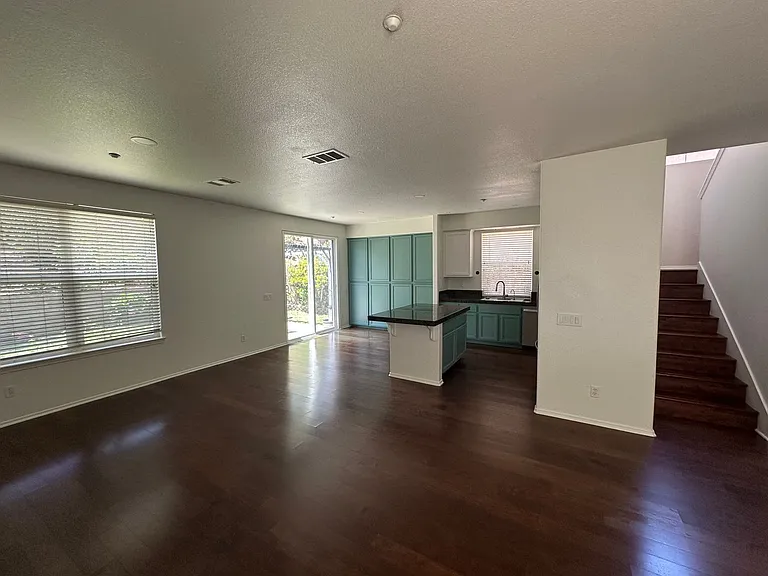 820 Silver Dr — Photo 66