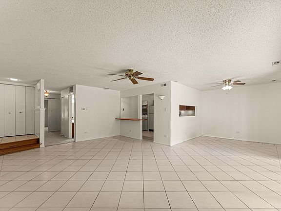 3rd image of 8245 Poplar Ln #5B