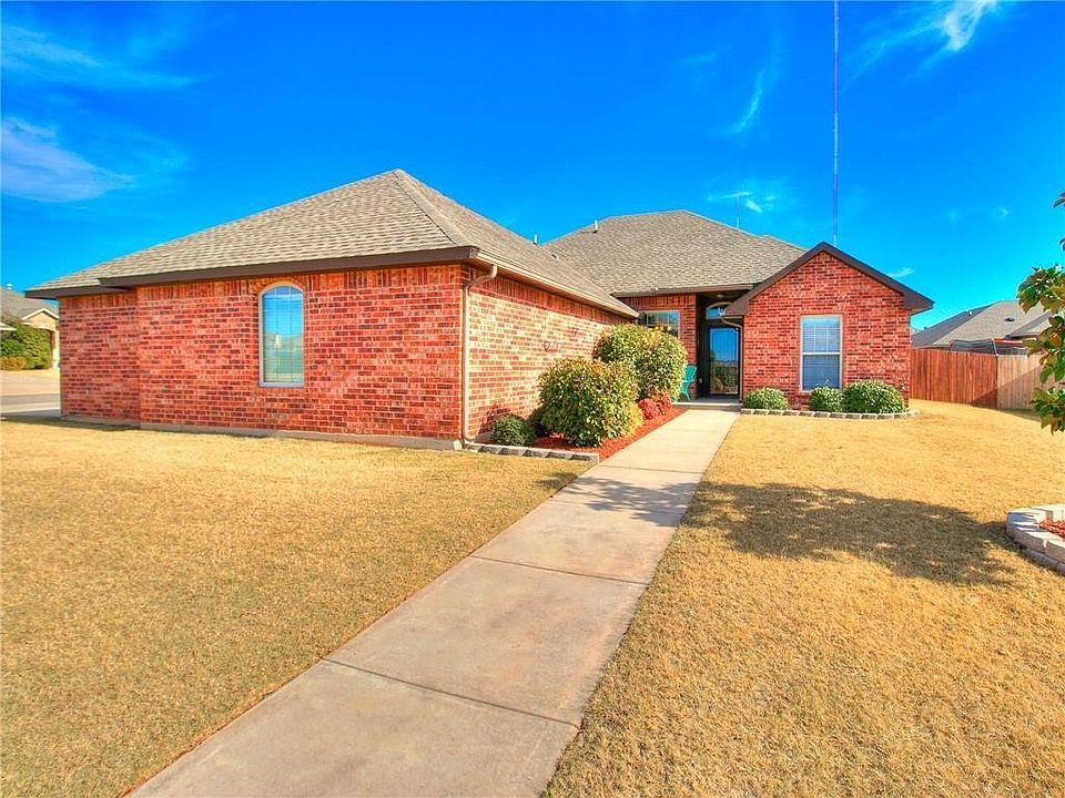 1st image of 3412 Marilyn Dr
