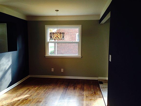 5th image of 30389 Minton St
