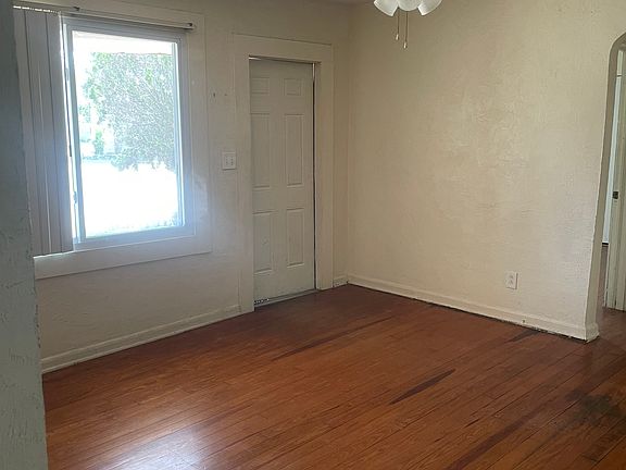 5th image of 501 Frances Ter #D